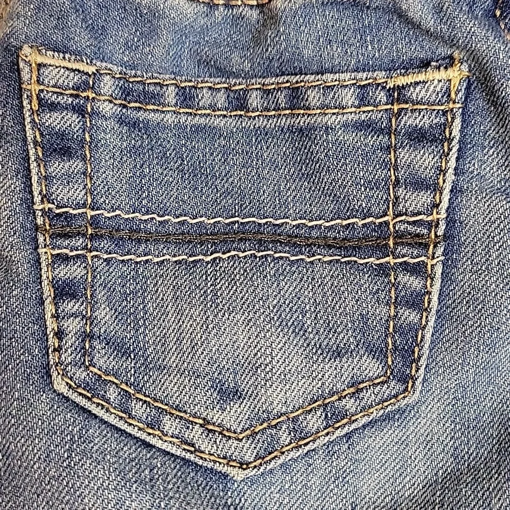 NWT 3-Piece Outfit Bundle: 1989 Place Denim Jeans & Shorts with Graphic Tee